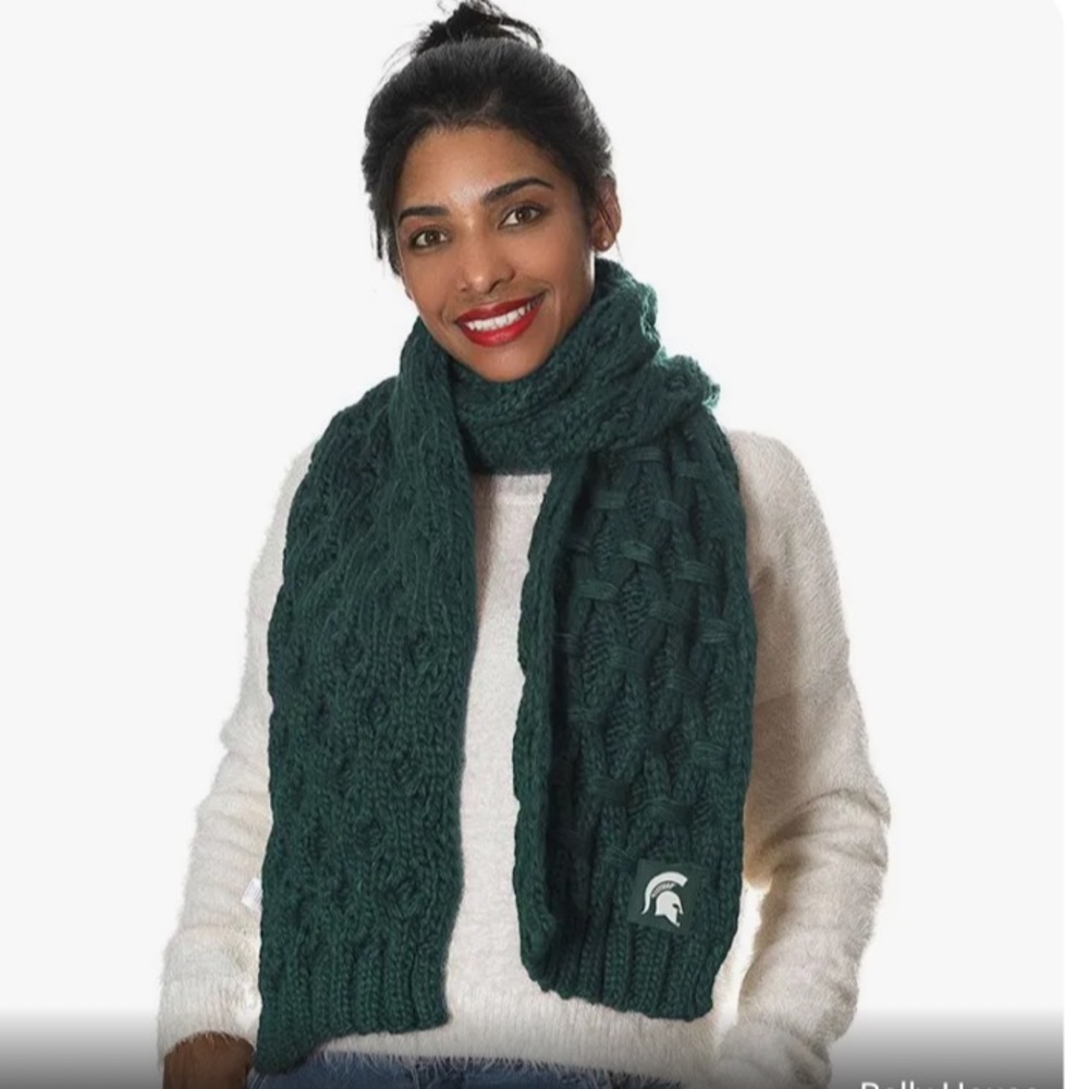 NWT Zoozatz Spartan Chunky Scarf